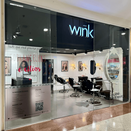 Imagem de interna da loja wink
