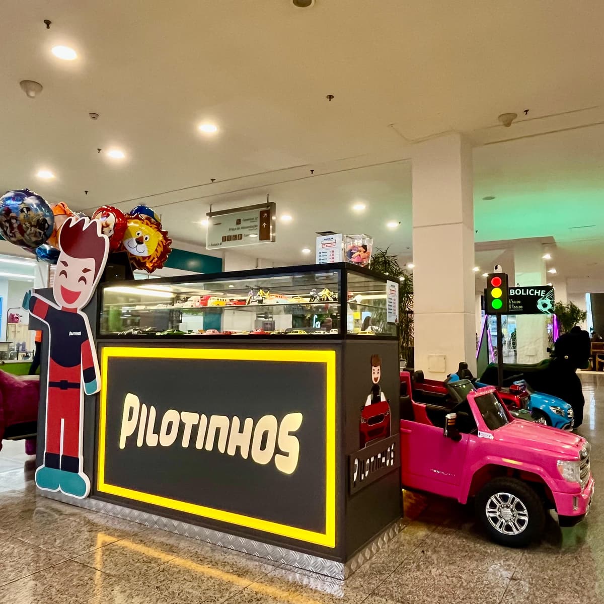 Imagem de interna da loja pilotinhos kids
