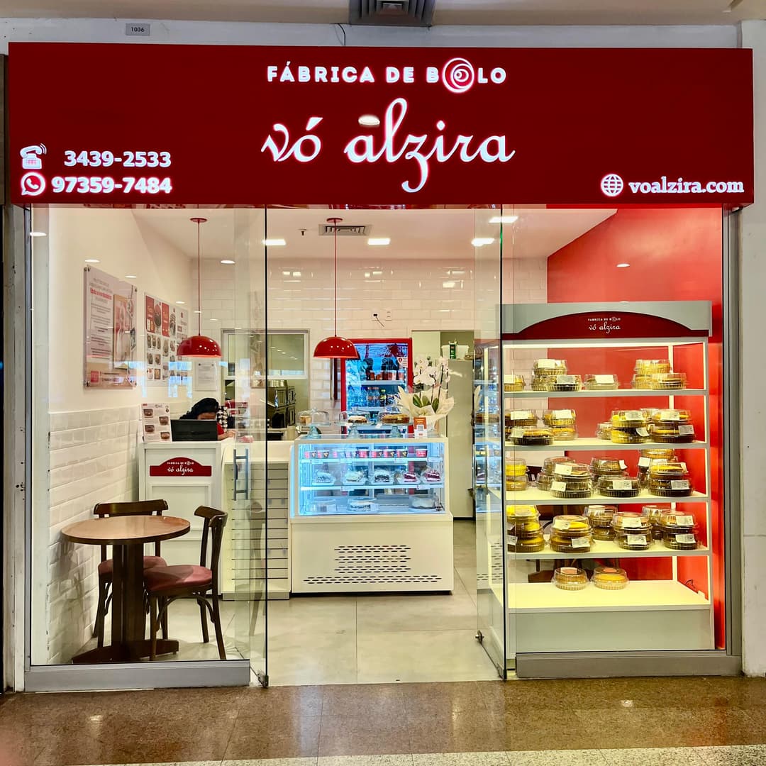 Logo da loja fábrica de bolo vó alzira